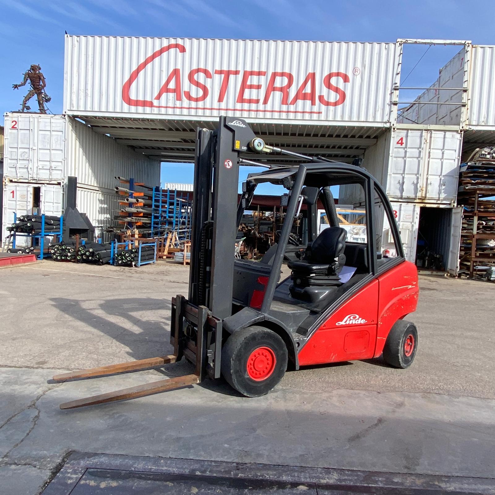 carretilla elevadora linde h30d de 3 toneladas con mástil y horquillas
