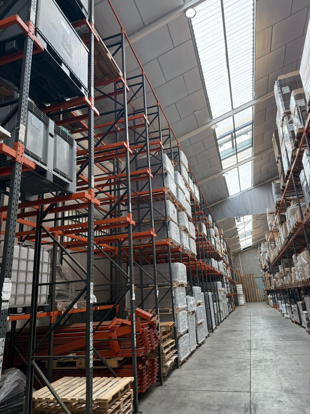 rack compacto drive in para palets europeos | estantería industrial de alta densidad