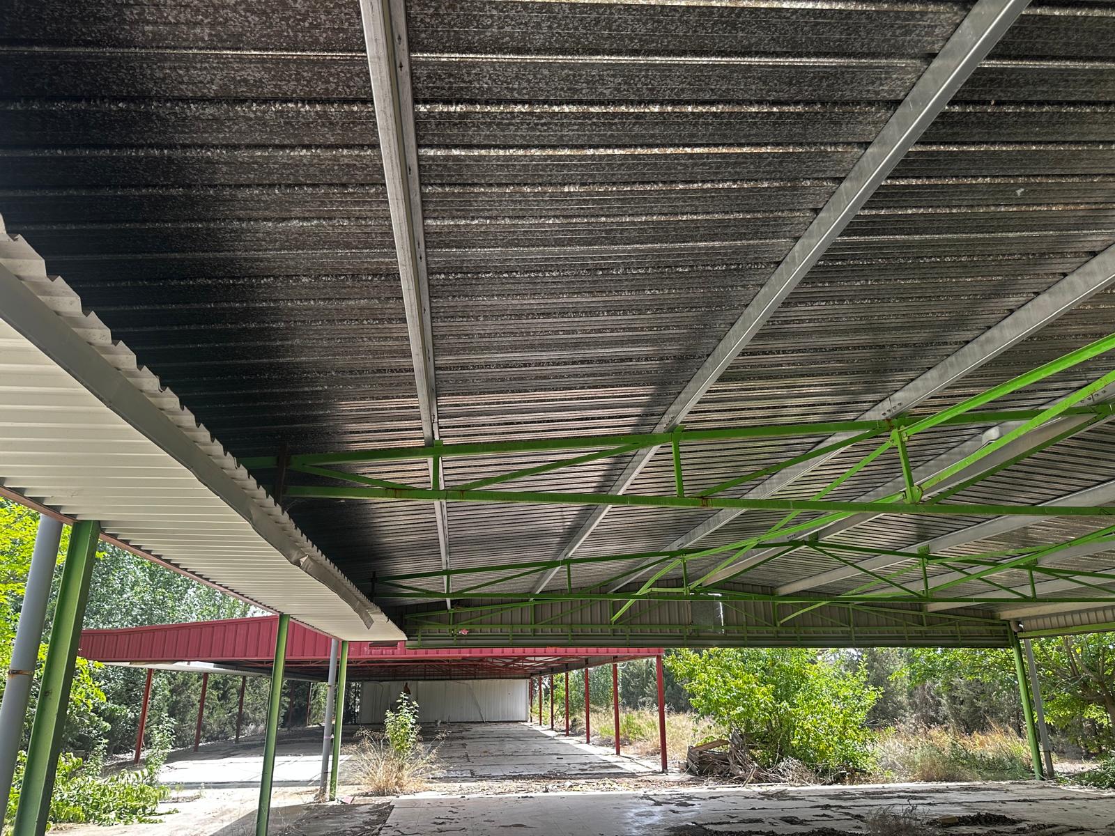 carpa metálica industrial desmontable 14 x 24 m con estructura y cubierta de chapa